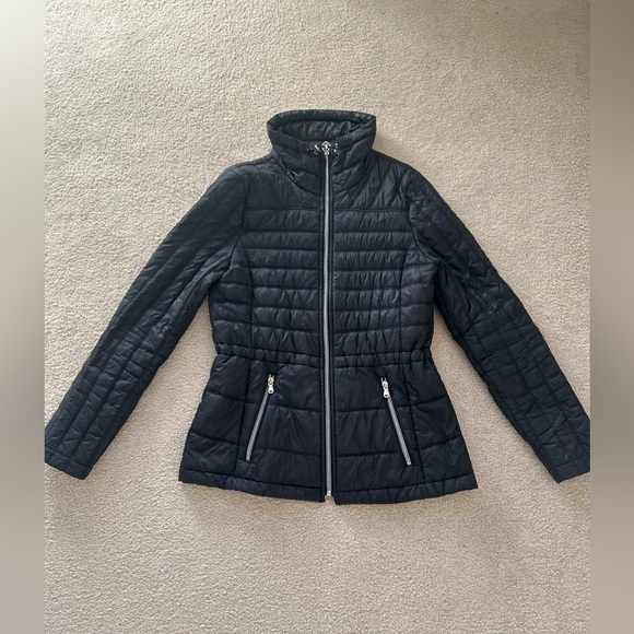 Guess Black Puffer Jacket - Picture 1 of 6